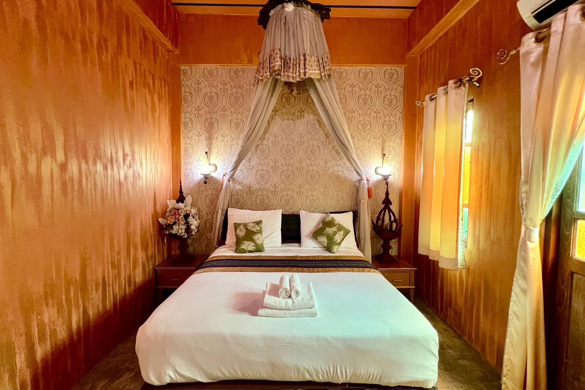 Amethyst Hotel Chiang Mai Bagian luar foto