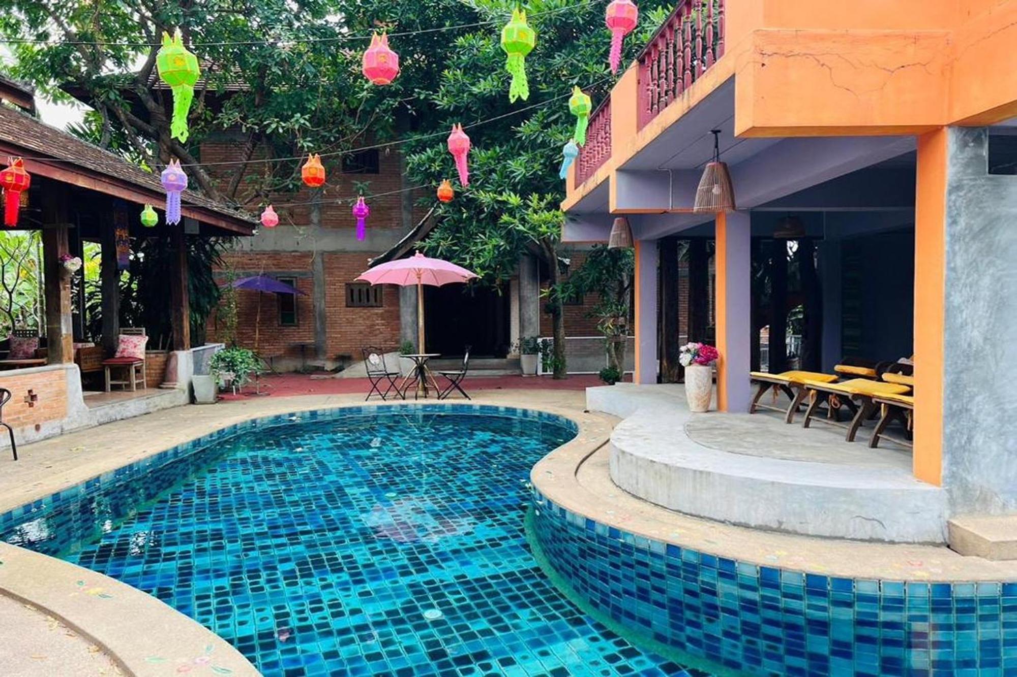 Amethyst Hotel Chiang Mai Bagian luar foto