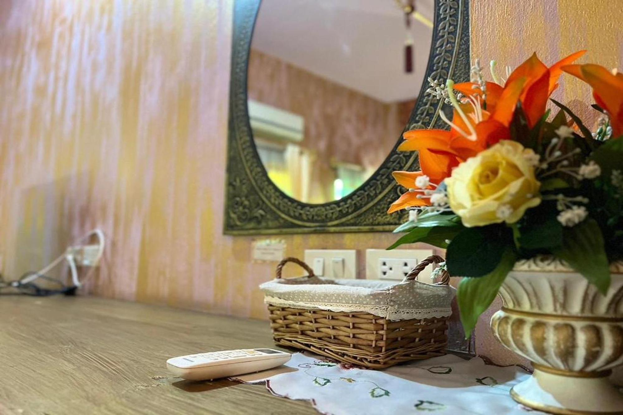 Amethyst Hotel Chiang Mai Bagian luar foto