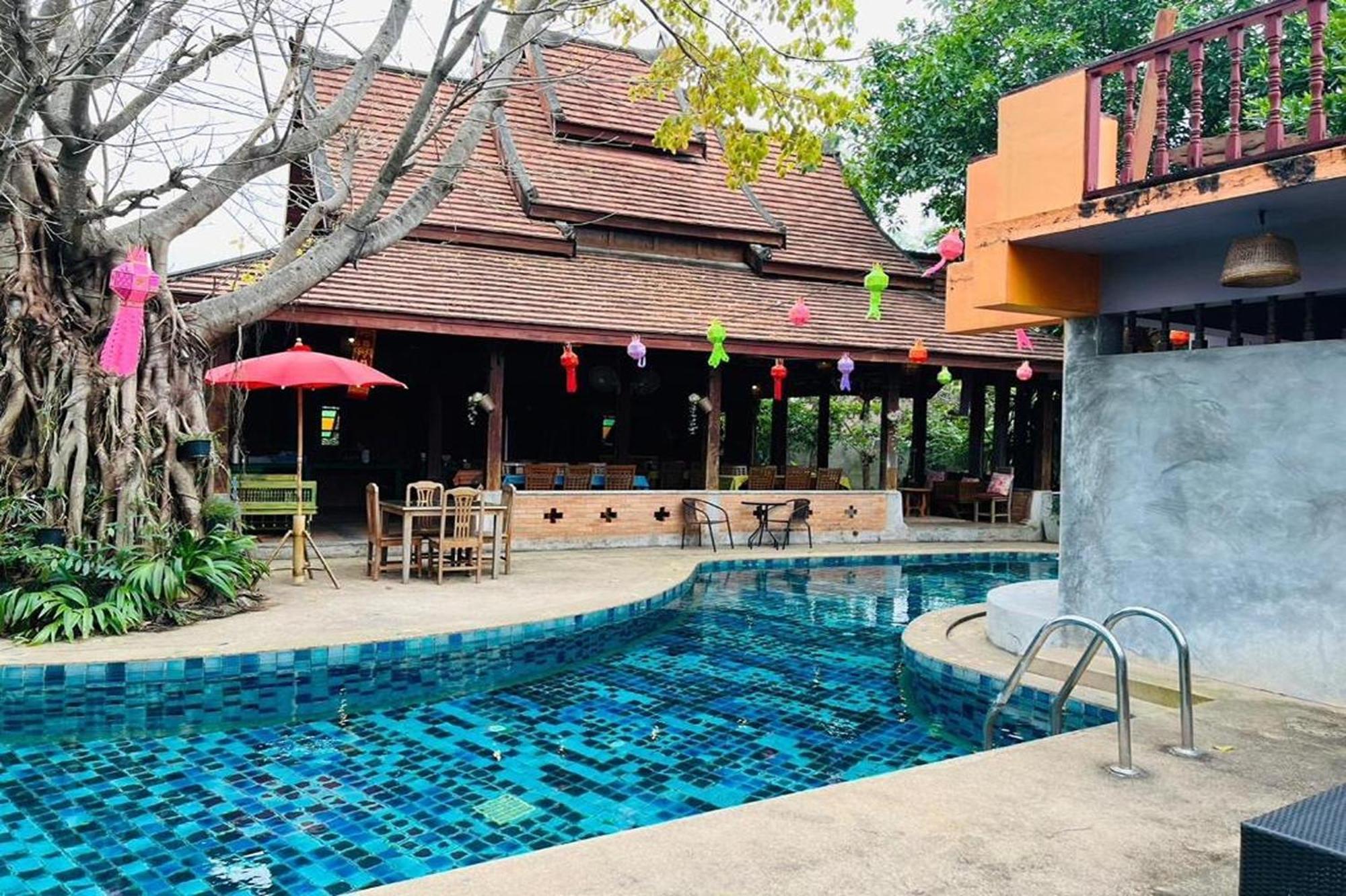 Amethyst Hotel Chiang Mai Bagian luar foto