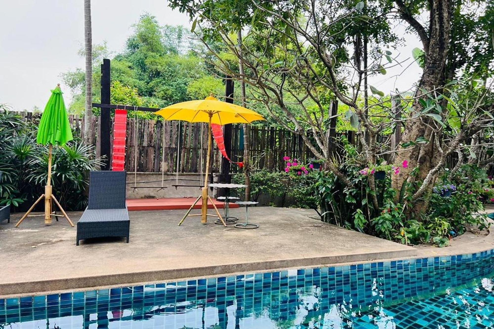 Amethyst Hotel Chiang Mai Bagian luar foto