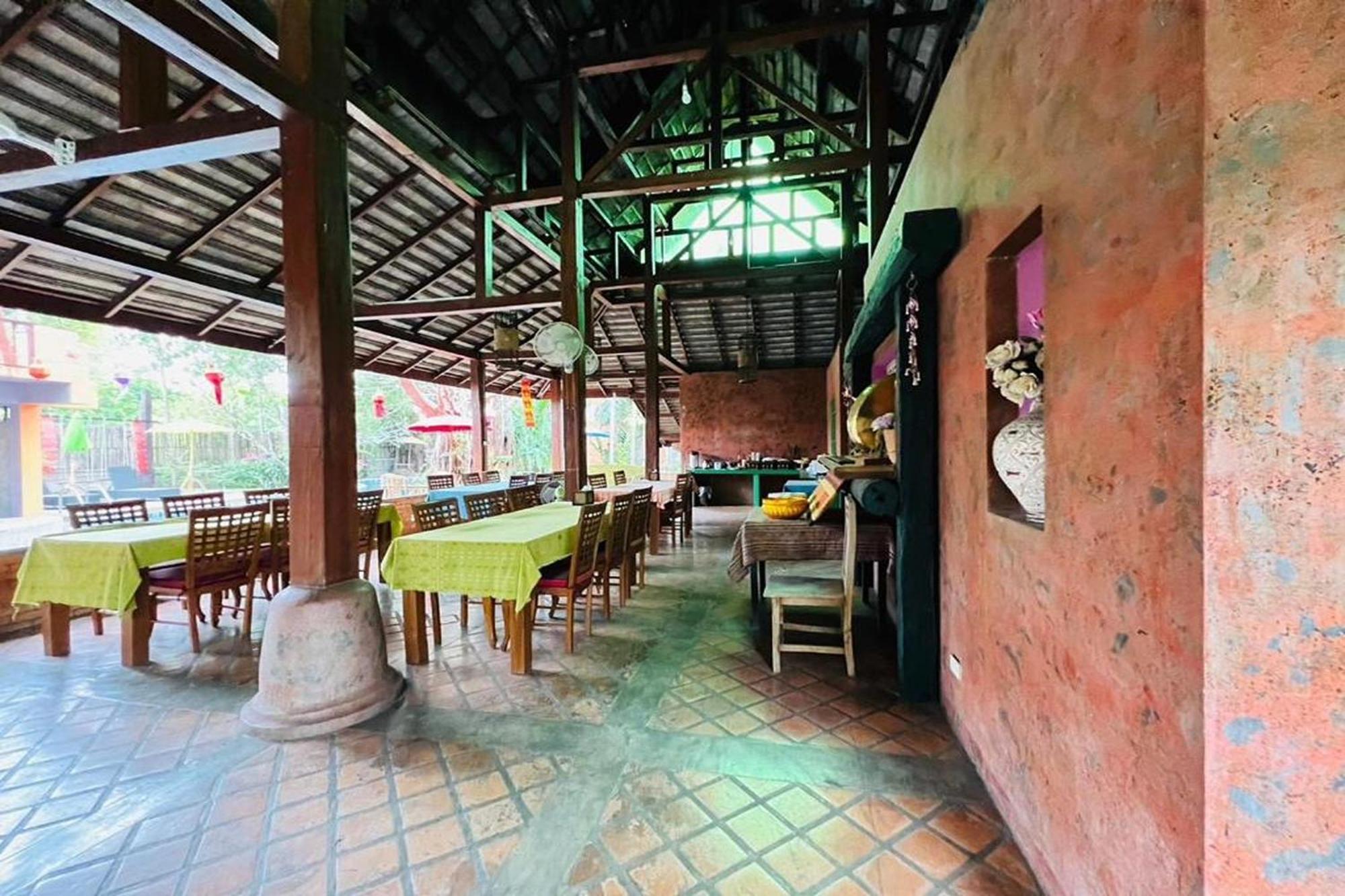 Amethyst Hotel Chiang Mai Bagian luar foto