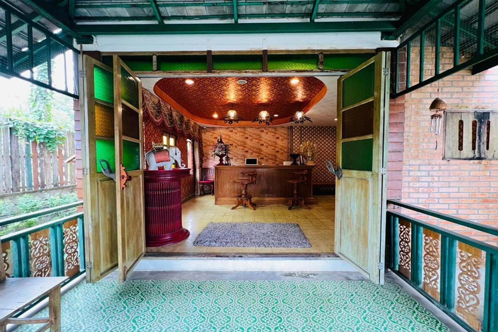 Amethyst Hotel Chiang Mai Bagian luar foto