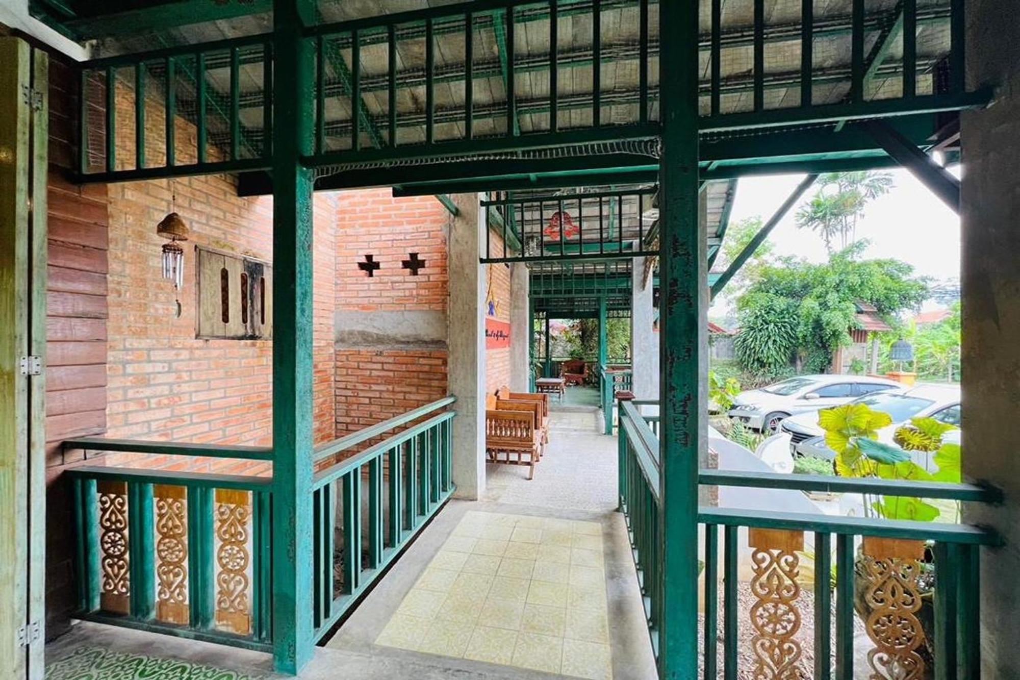 Amethyst Hotel Chiang Mai Bagian luar foto
